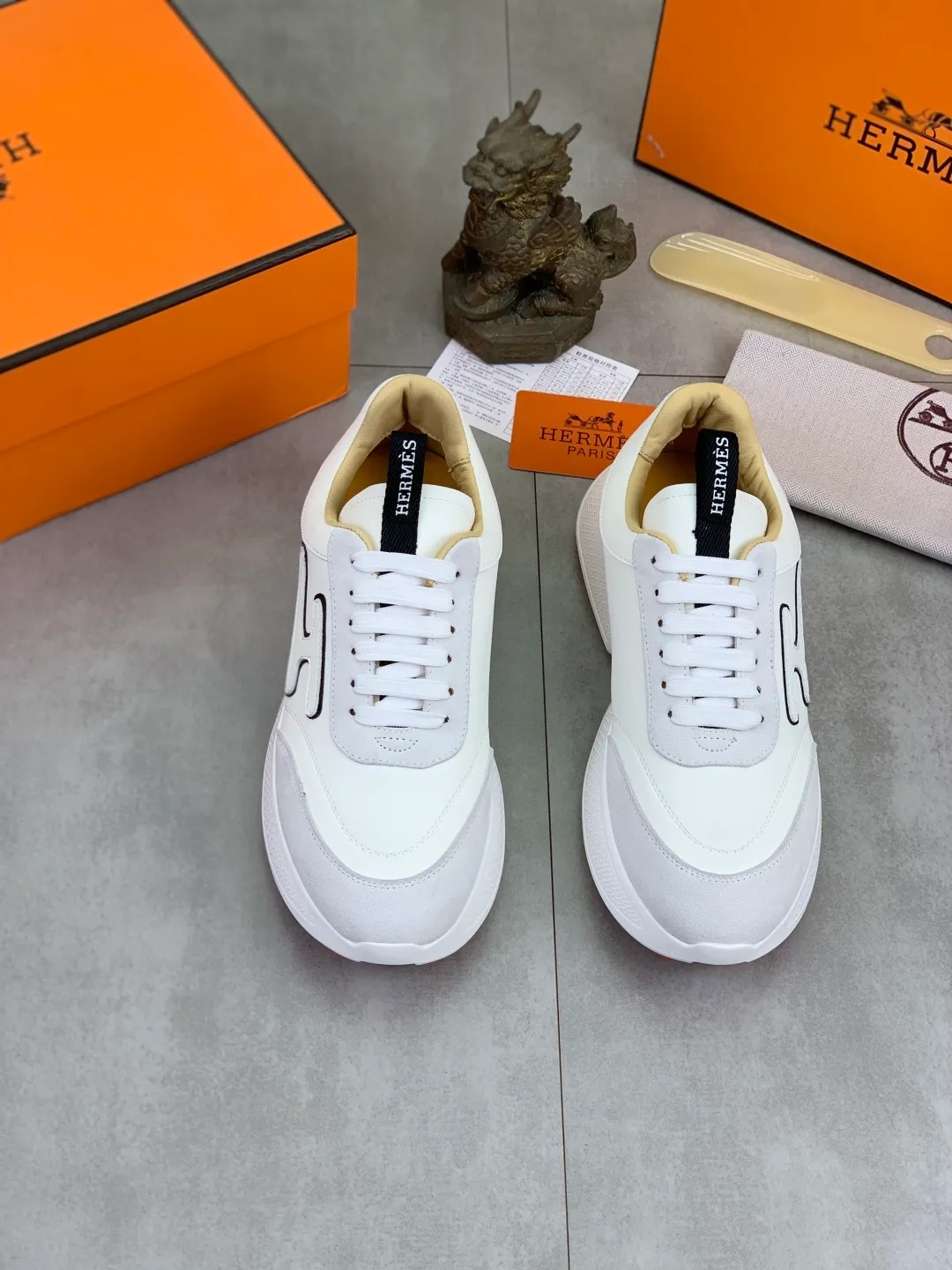 Men's shoes 💰P460 new style [HERMES] Hermès - High-end quality original order - Upper: 🔝 Napa calfskin, sewn brand 'H' totem - Inner: water-dyed cowhide - Outsole: ultra-light TPU foam; molded outsole - Ultra-high quality control·Fine workmanship: highlighted (high-end·luxury·grade) -Size: 38-44 (45 can be customized)·